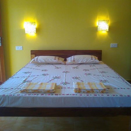 מנדרם Avalon Inn מראה חיצוני תמונה