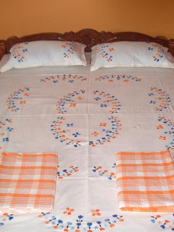 מנדרם Avalon Inn חדר תמונה