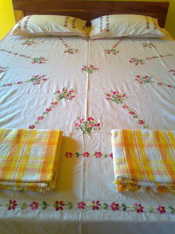 מנדרם Avalon Inn חדר תמונה