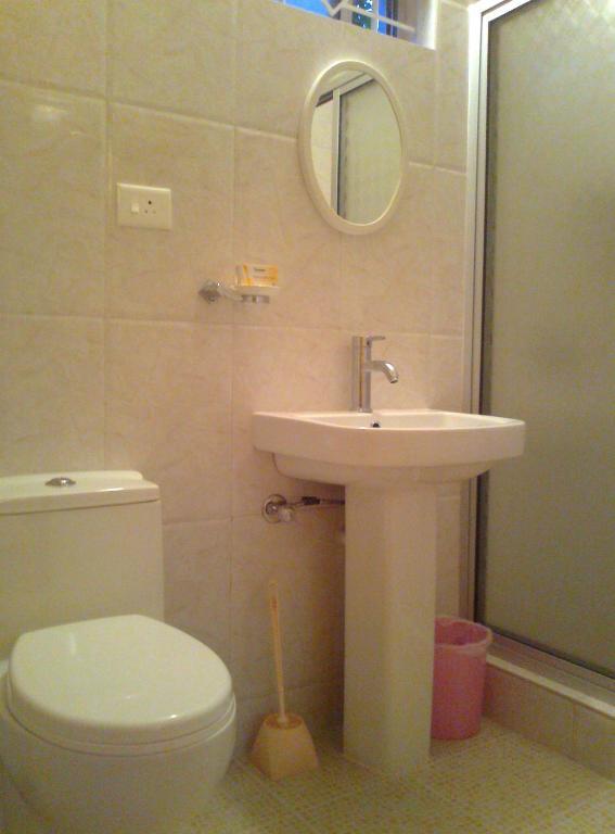 מנדרם Avalon Inn חדר תמונה