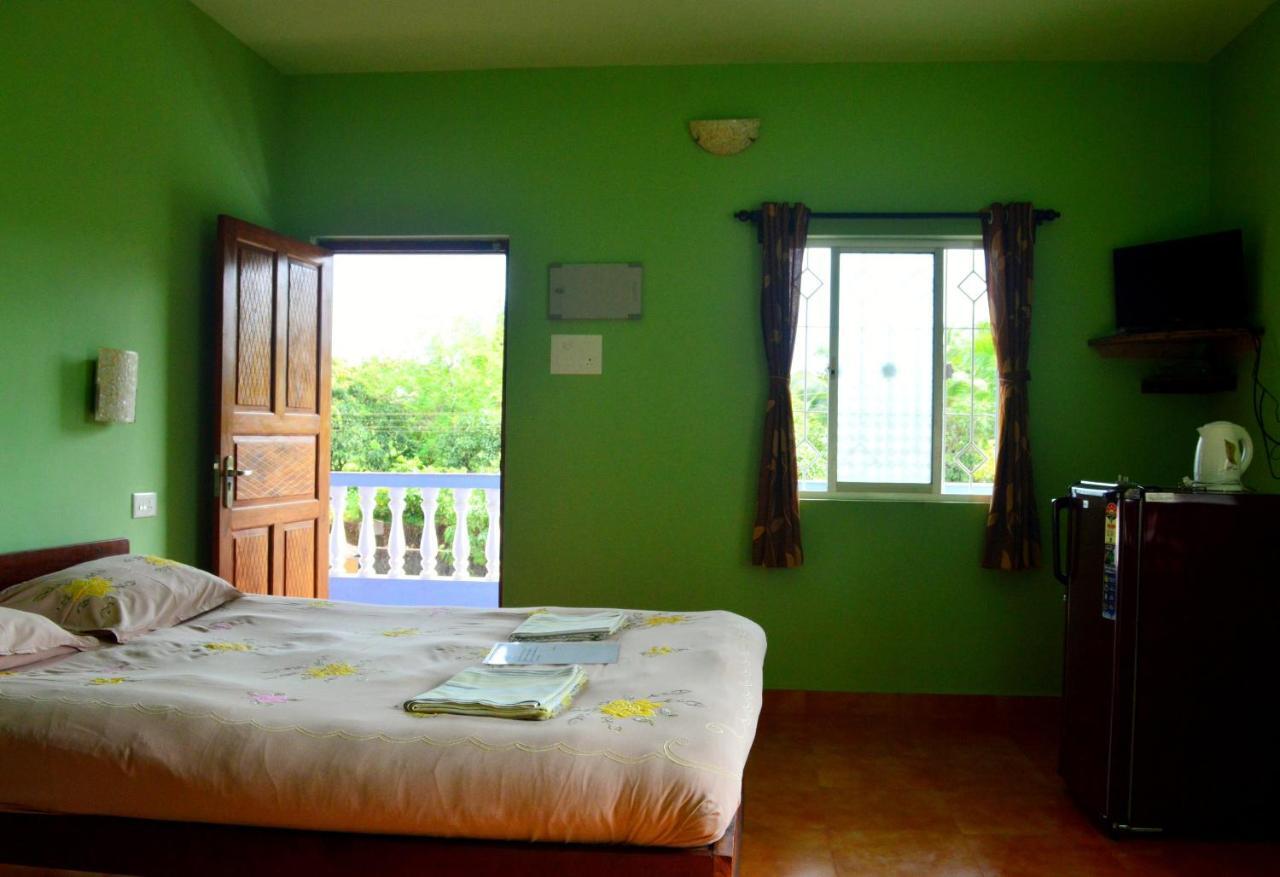 מנדרם Avalon Inn מראה חיצוני תמונה